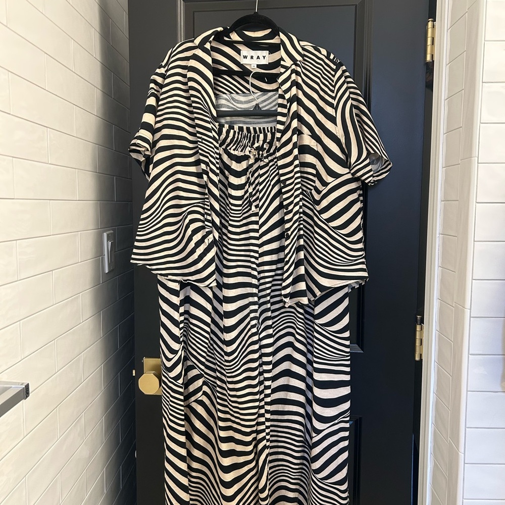 WRAY Black & White Zebra Wave Set